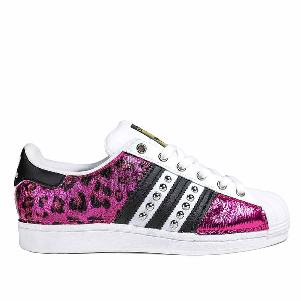 Adidas superstar leopardata fucsia con effetto reflex rosa e borchie a testa tonda argento