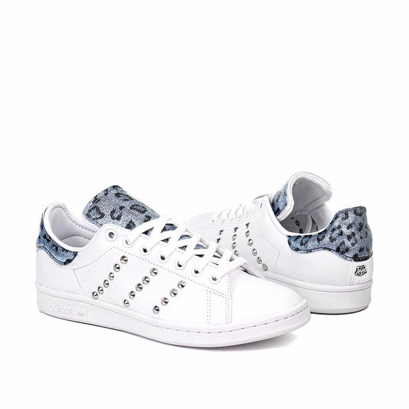 adidas custom borchiate e leopardate luccicanti