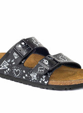 Birkenstock arizona ciabatte personalizzate e disegnate a mano con cuori e stelle da Racoon-LAB