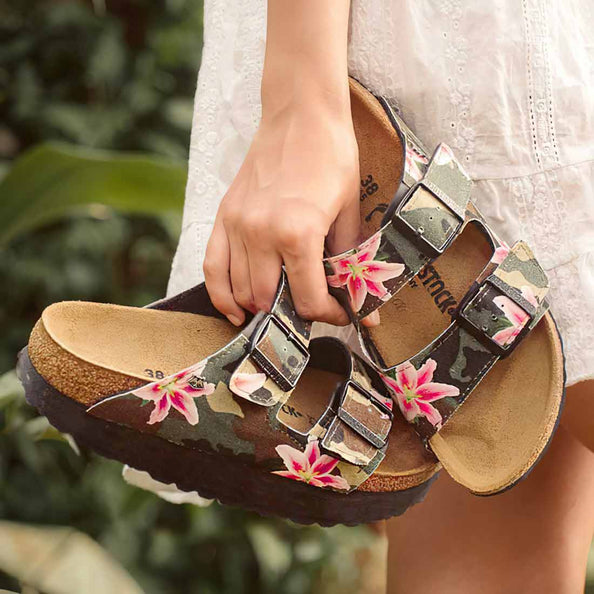 Birkenstock suola alta con zeppa platform militari camouflage con fiori estive