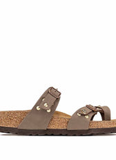sandalo birkenstock color marrone con borchie oro