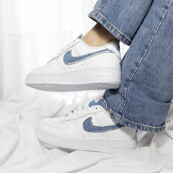 Nike air force one con swoosh in denim 