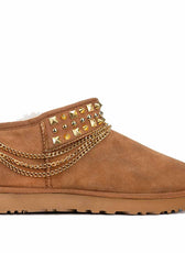 Ugg ultra mini con borchie tonde a piramide oro e catena dorata