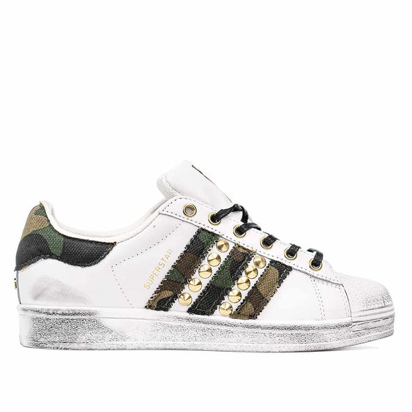 adidas superstar camo militari borchie oro