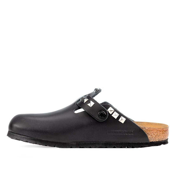 Clogs birkenstock nere in pelle con borchiette argento