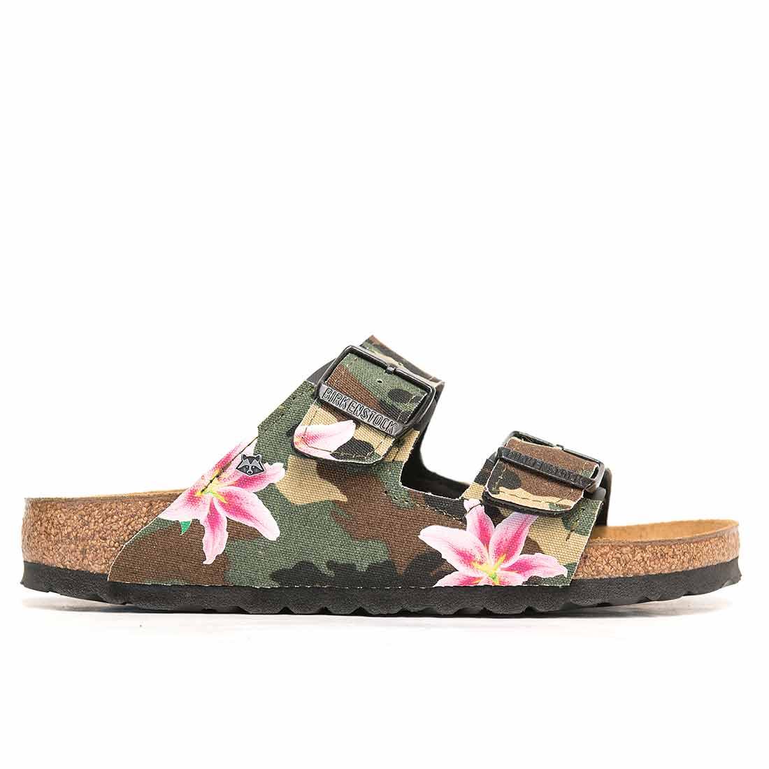 birkenstock arizona militari con fiori rosa e fucsia