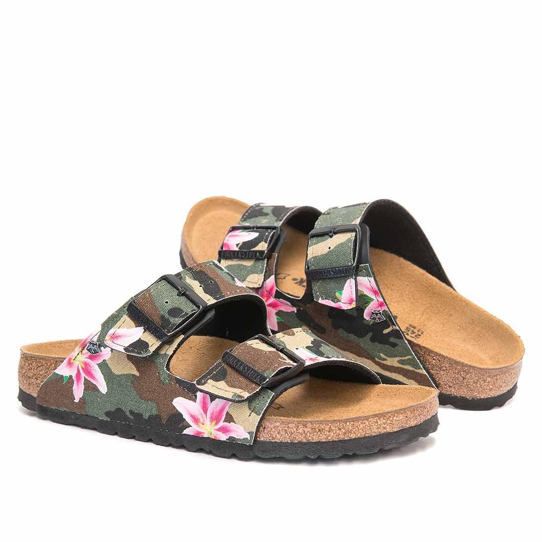 ciabatte birkenstock camouflage con fiorellini