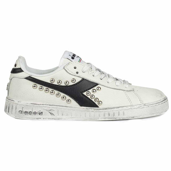 scarpe diadora game low con borchie e logo nero 