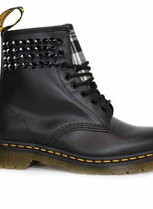 dr martens borchiate tartan bianco e nero